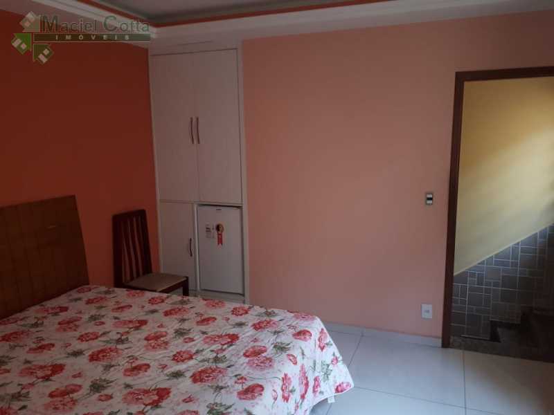 Casa à venda com 2 quartos, 200m² - Foto 8