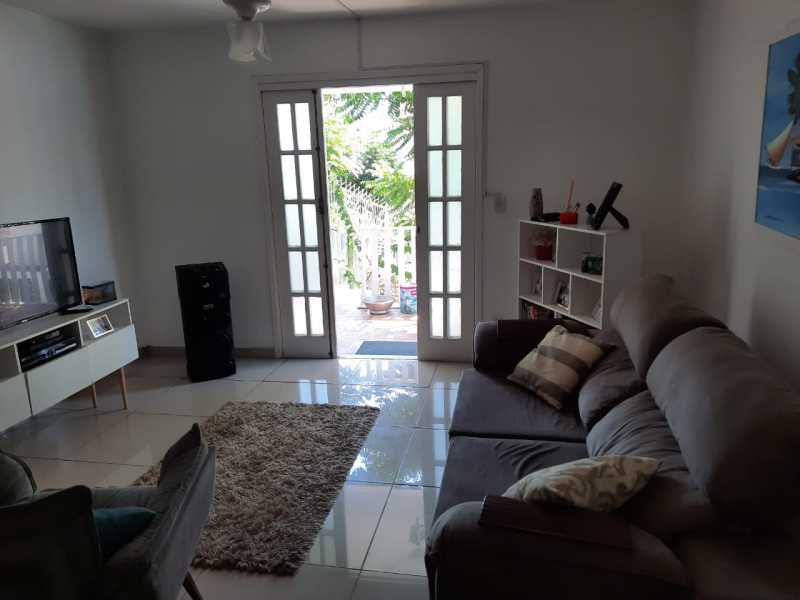 Casa à venda com 4 quartos, 300m² - Foto 5