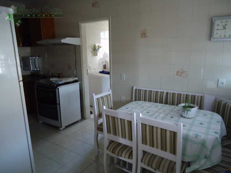 Apartamento à venda com 3 quartos, 100m² - Foto 13