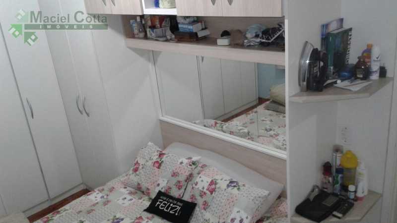 Apartamento à venda com 2 quartos, 75m² - Foto 3