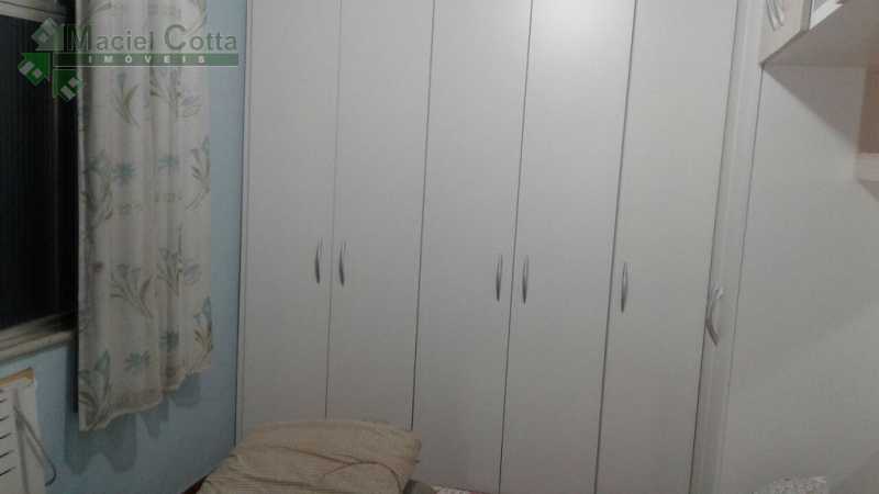 Apartamento à venda com 2 quartos, 75m² - Foto 6