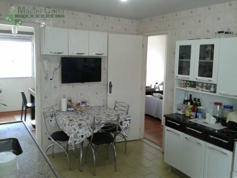 Apartamento à venda com 3 quartos, 100m² - Foto 14