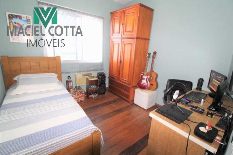 Apartamento à venda com 4 quartos, 200m² - Foto 10