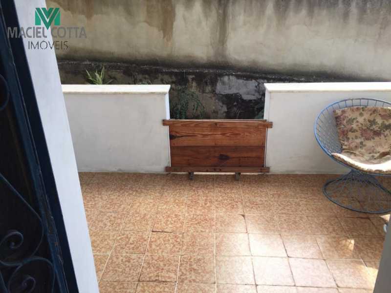 Apartamento à venda com 2 quartos, 110m² - Foto 18