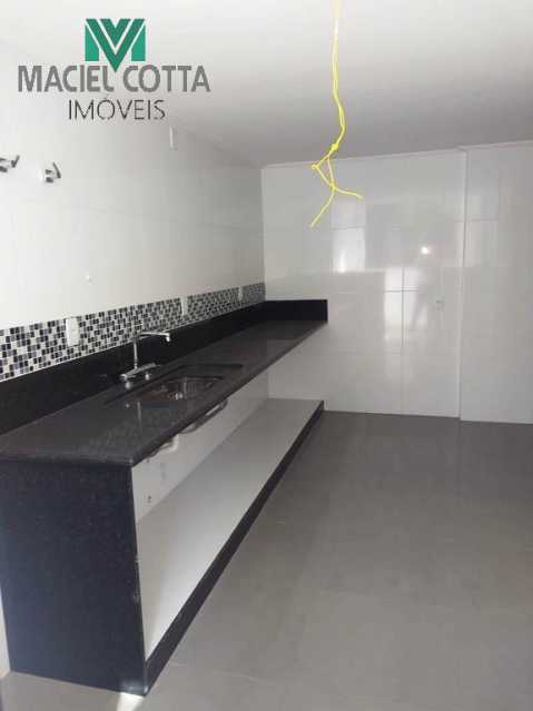 Apartamento à venda com 3 quartos, 170m² - Foto 7