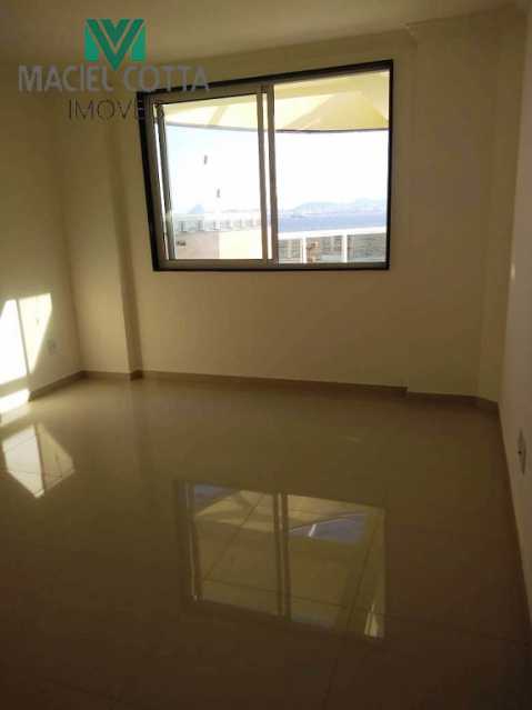 Apartamento à venda com 3 quartos, 170m² - Foto 7