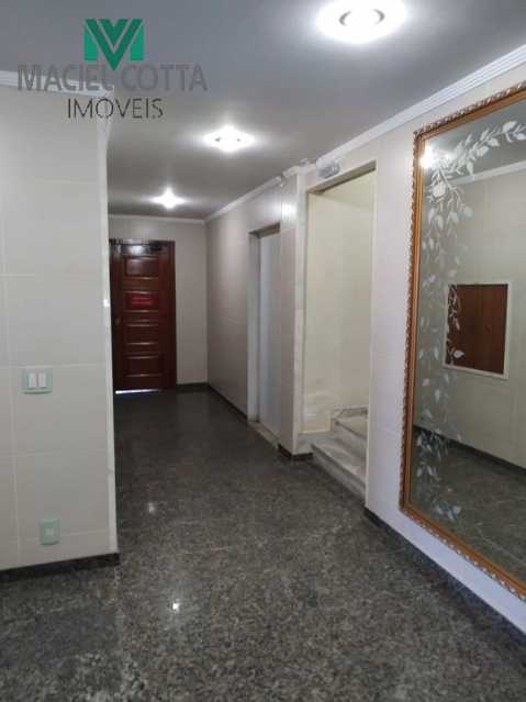 Apartamento à venda com 3 quartos, 110m² - Foto 19