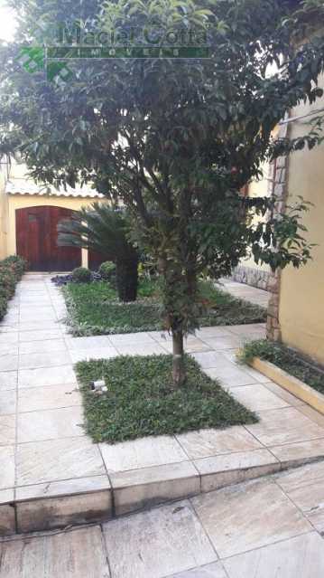 Casa à venda com 4 quartos, 360m² - Foto 27