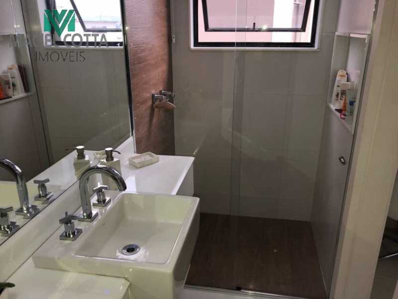 Apartamento à venda com 4 quartos, 216m² - Foto 13