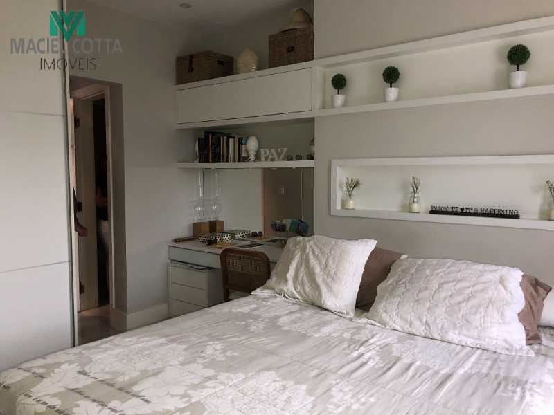 Apartamento à venda com 4 quartos, 216m² - Foto 15