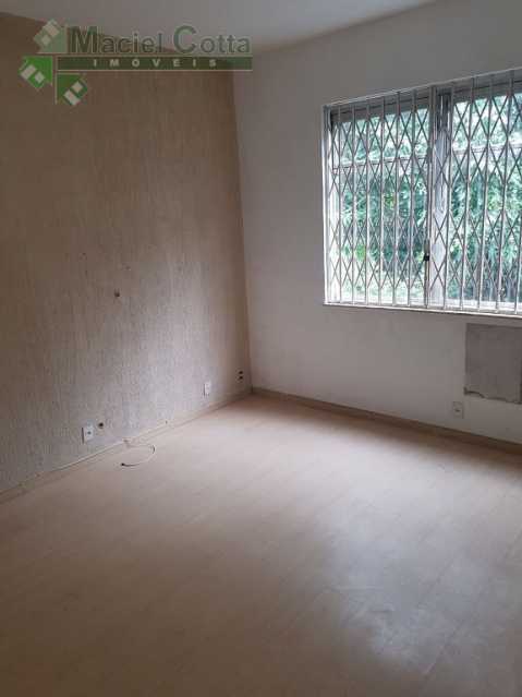 Apartamento à venda com 2 quartos, 60m² - Foto 2