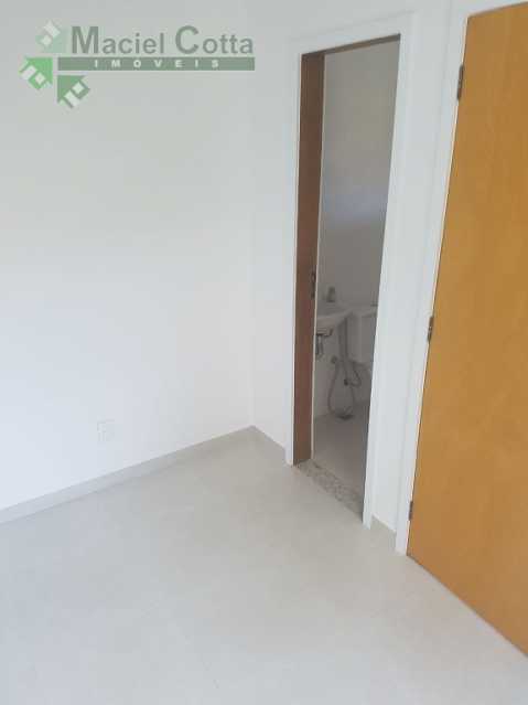 Apartamento à venda com 3 quartos, 130m² - Foto 9