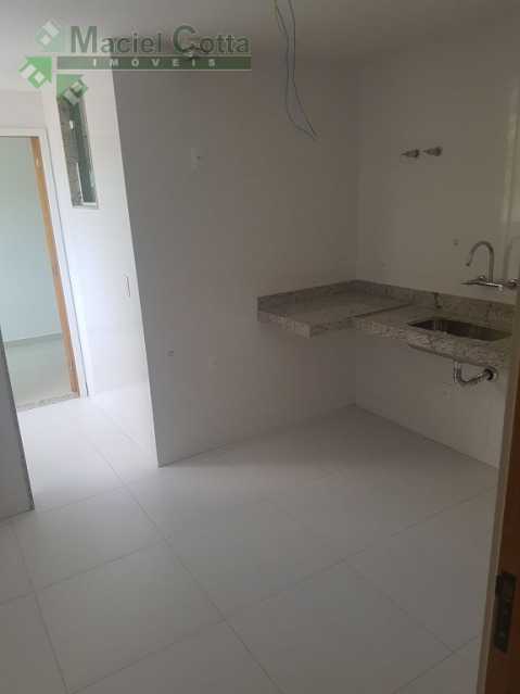 Apartamento à venda com 3 quartos, 130m² - Foto 10