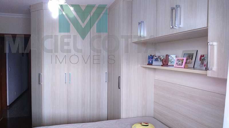 Apartamento à venda com 5 quartos, 281m² - Foto 6