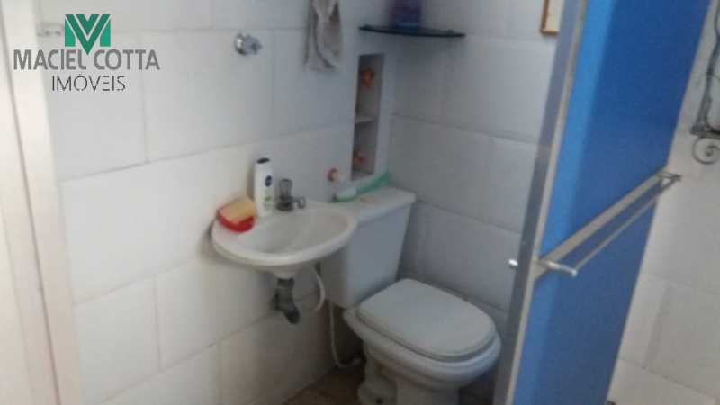 Casa à venda com 5 quartos, 160m² - Foto 13