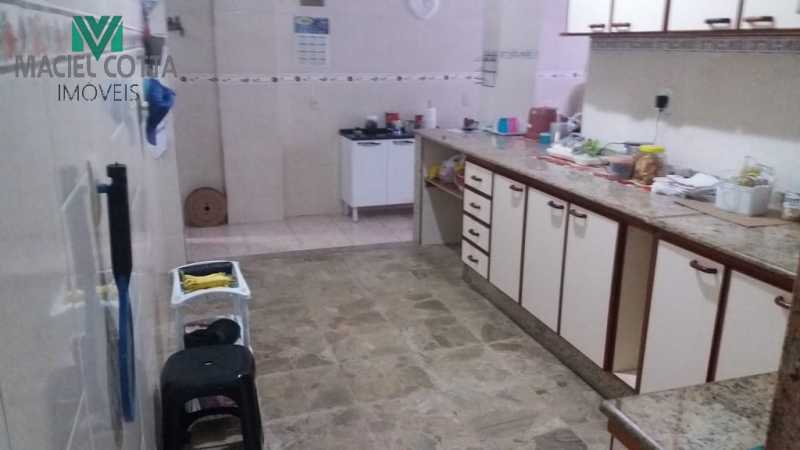 Casa à venda com 5 quartos, 160m² - Foto 17