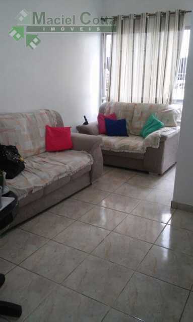 Apartamento à venda com 3 quartos, 70m² - Foto 2