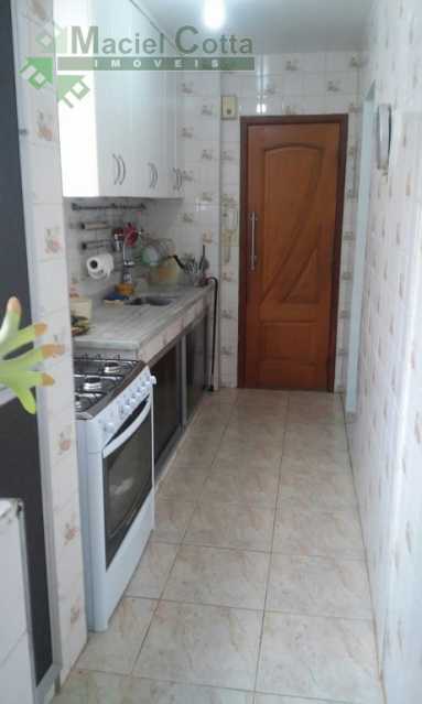 Apartamento à venda com 3 quartos, 70m² - Foto 8