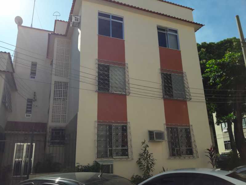 Apartamento à venda com 3 quartos, 60m² - Foto 2