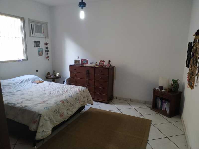 Casa à venda com 3 quartos, 80m² - Foto 9