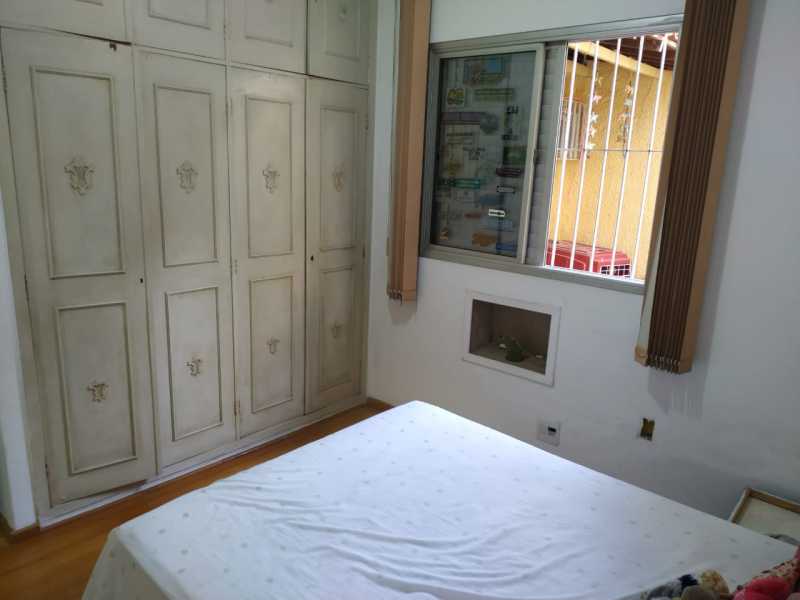 Casa à venda com 3 quartos, 80m² - Foto 12