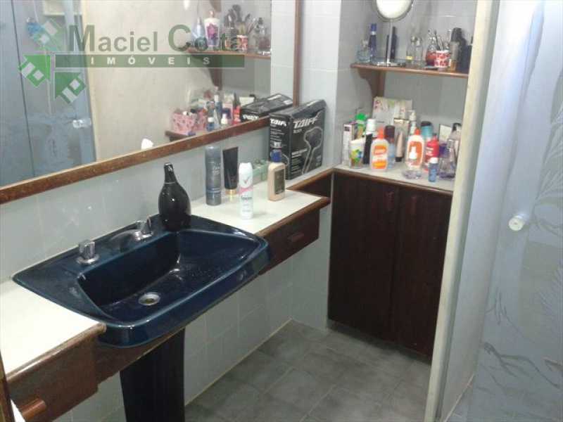 Apartamento à venda com 3 quartos, 186m² - Foto 9