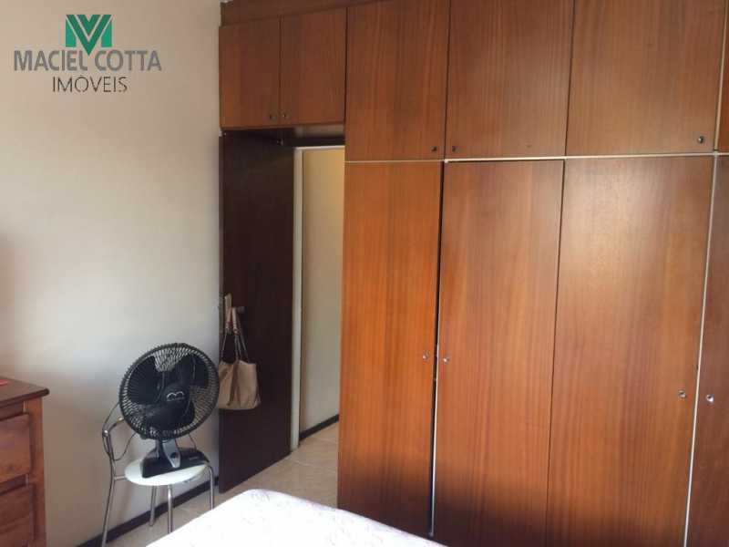 Apartamento à venda com 2 quartos, 80m² - Foto 5