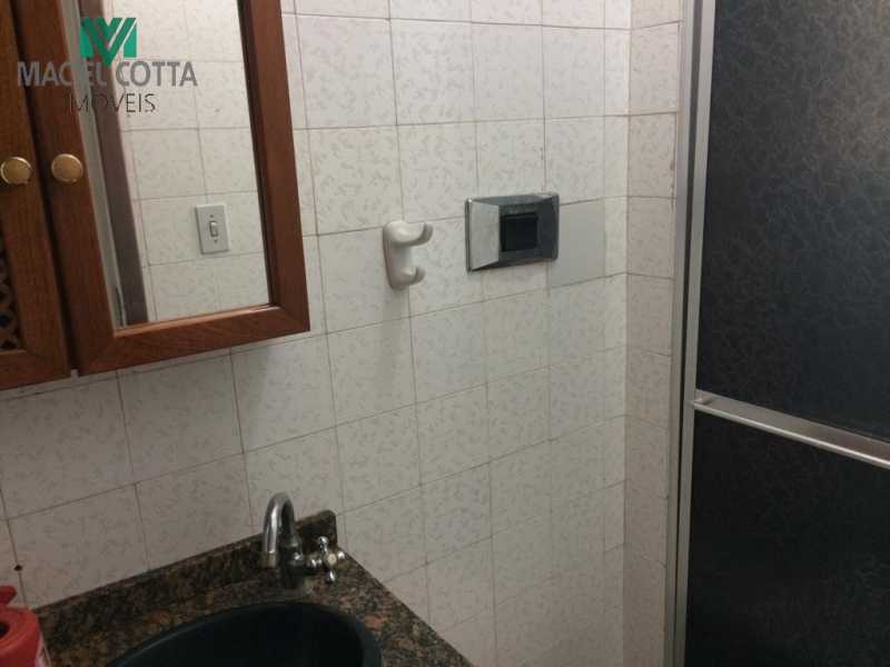 Apartamento à venda com 2 quartos, 80m² - Foto 16