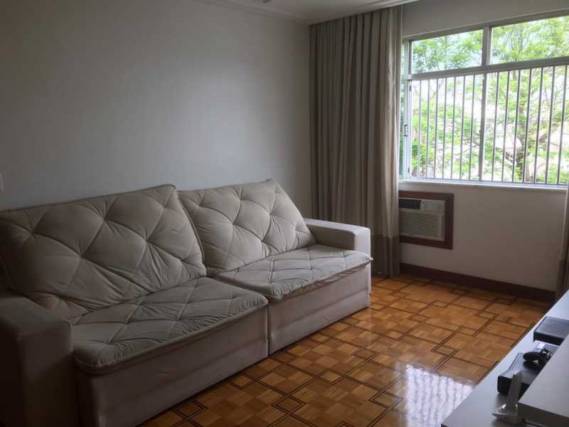 Apartamento à venda com 3 quartos, 140m² - Foto 4