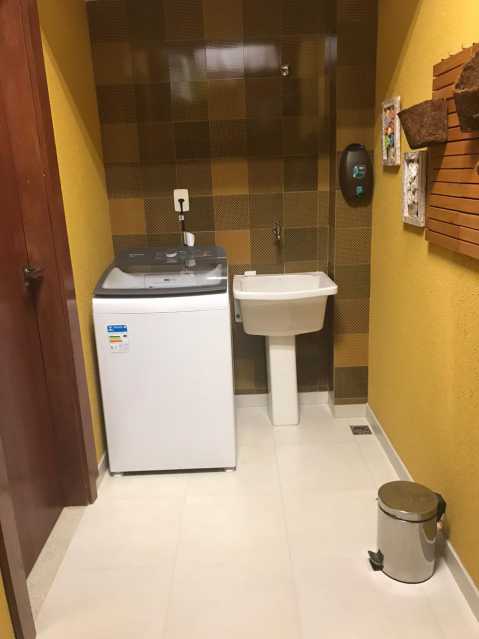 Apartamento à venda com 3 quartos, 140m² - Foto 27