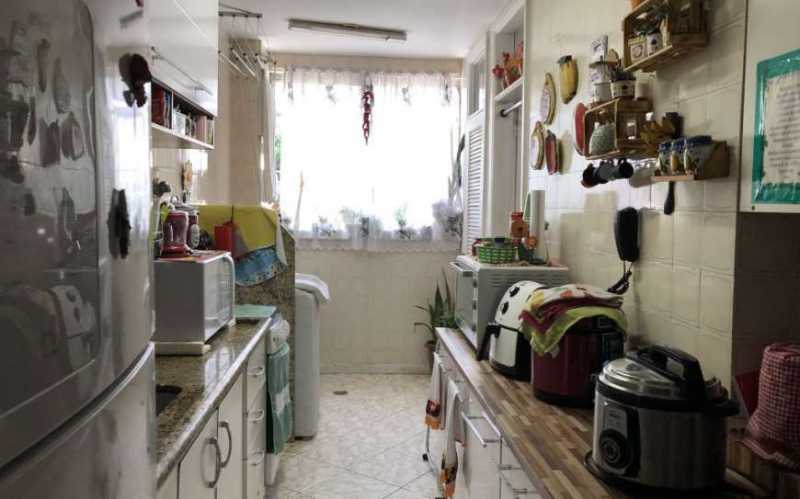 Apartamento à venda com 3 quartos, 130m² - Foto 12