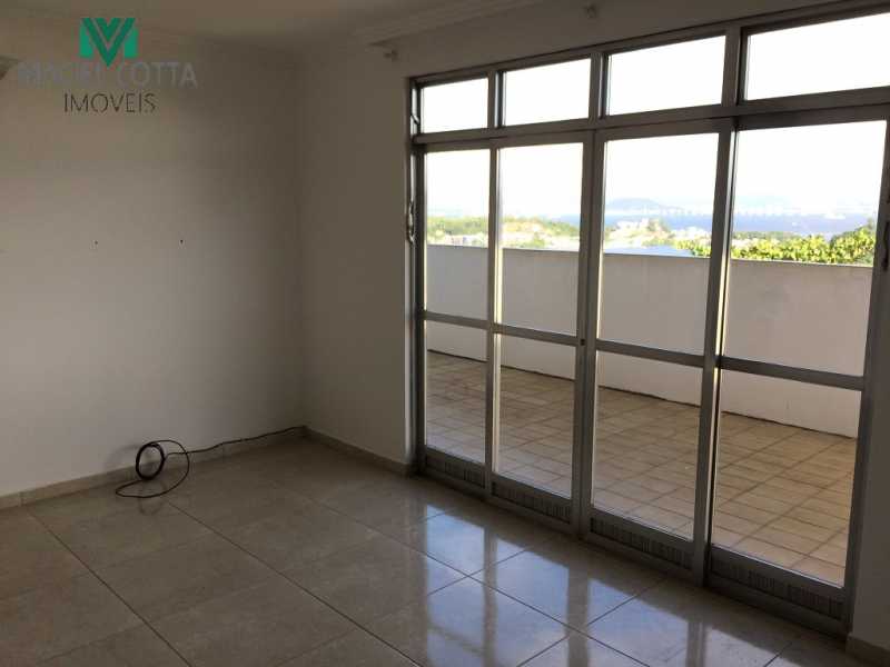 Casa à venda com 5 quartos, 360m² - Foto 10