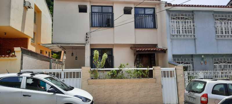 Casa de Condomínio à venda com 3 quartos, 140m² - Foto 1