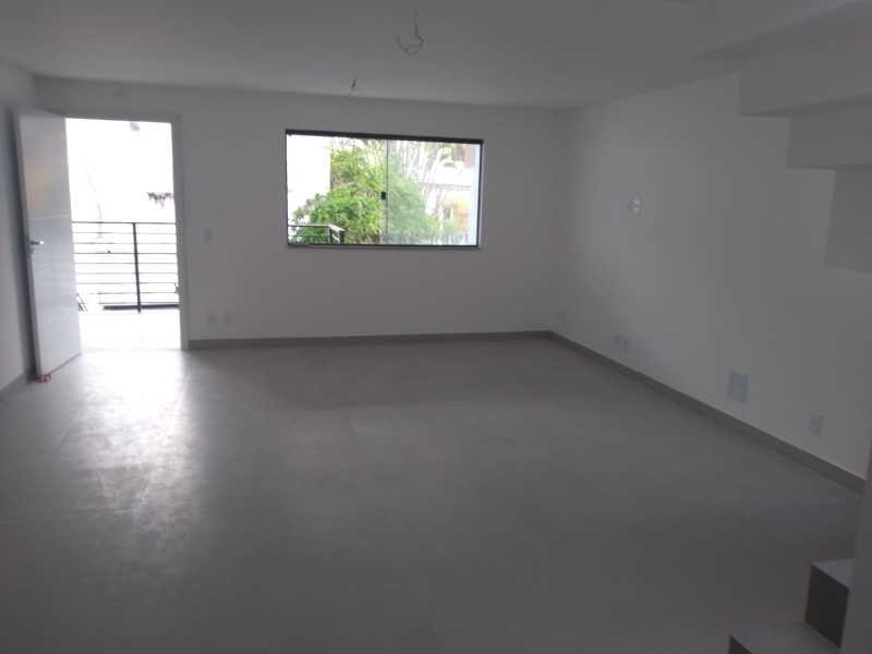 Casa à venda com 3 quartos, 125m² - Foto 4