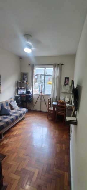 Apartamento à venda com 1 quarto, 30m² - Foto 2