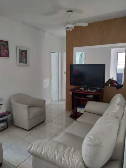 Apartamento à venda com 3 quartos, 70m² - Foto 4