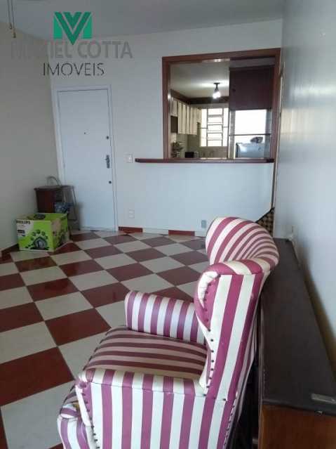 Apartamento à venda com 2 quartos, 90m² - Foto 5