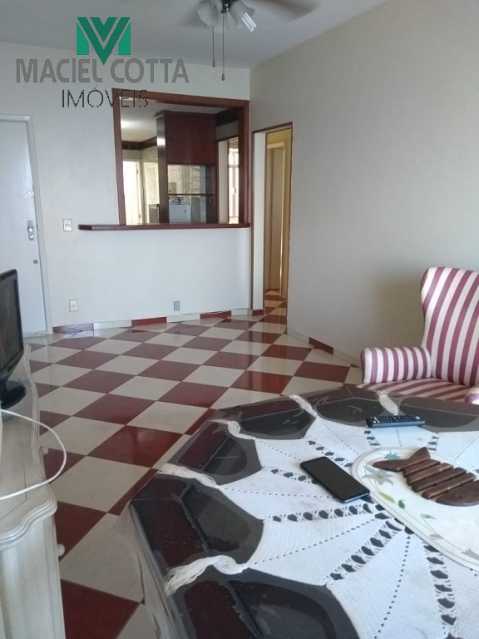 Apartamento à venda com 2 quartos, 90m² - Foto 6