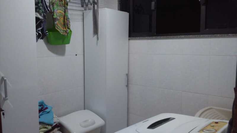 Apartamento à venda com 2 quartos, 95m² - Foto 20