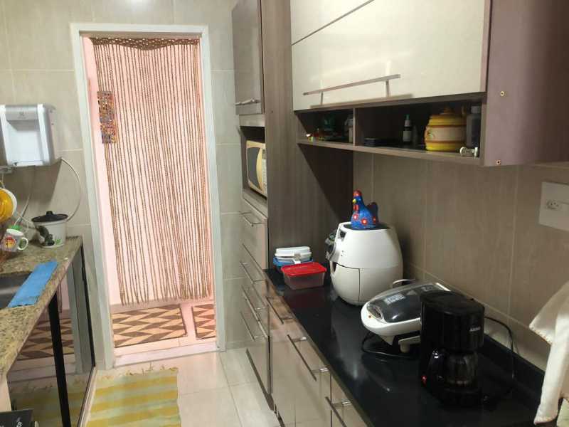 Apartamento à venda com 2 quartos, 80m² - Foto 13