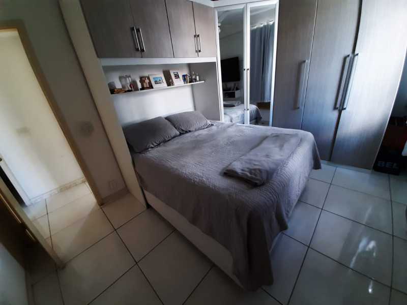 Apartamento à venda com 3 quartos, 50m² - Foto 4