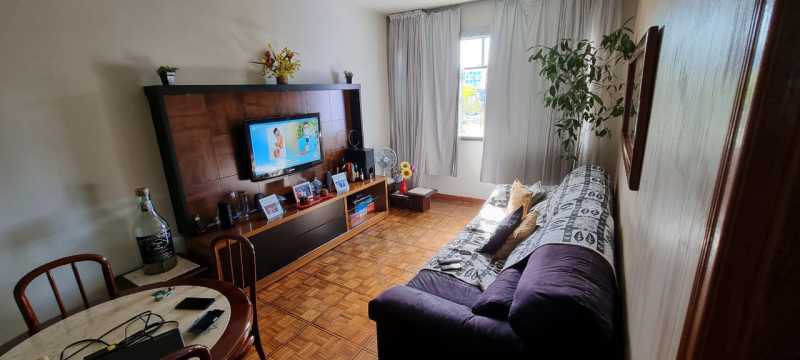 Apartamento à venda com 2 quartos, 75m² - Foto 1