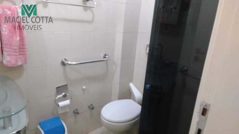 Apartamento à venda com 2 quartos, 78m² - Foto 10