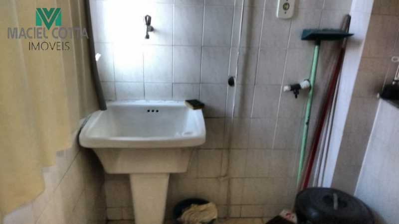 Apartamento à venda com 2 quartos, 78m² - Foto 13