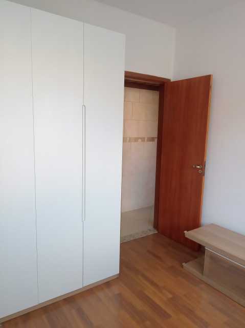 Apartamento à venda com 2 quartos, 55m² - Foto 11