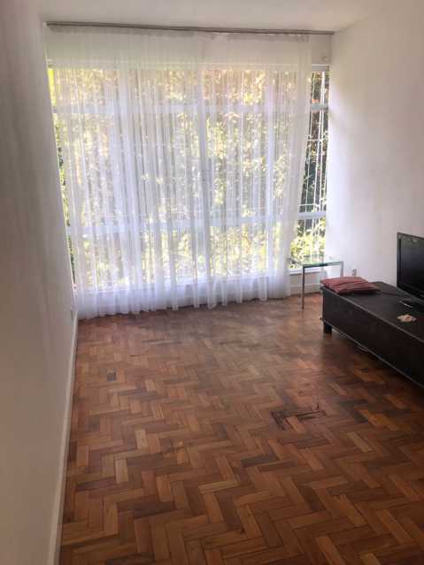 Apartamento à venda com 2 quartos, 70m² - Foto 1