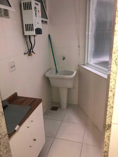 Apartamento à venda com 2 quartos, 70m² - Foto 8