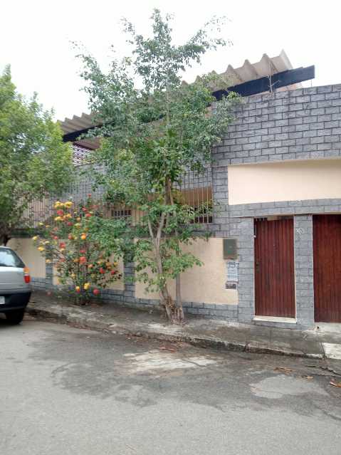 Casa à venda com 3 quartos, 246m² - Foto 23