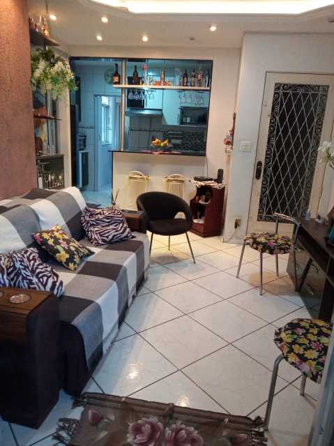 Apartamento à venda com 2 quartos, 70m² - Foto 1