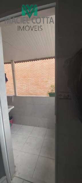 Apartamento à venda com 2 quartos, 60m² - Foto 17